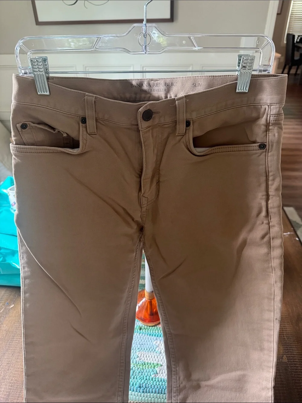 Banana Republic Men’s Bootcut Jeans in Light Brown